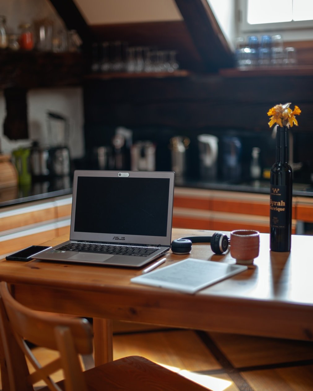 https://unsplash.com/photos/lWXuSCsGfzo https://unsplash.com/photos/lWXuSCsGfzo